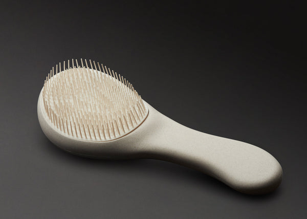 Evy Eco Detangling Brush - Vanilla - Haircare