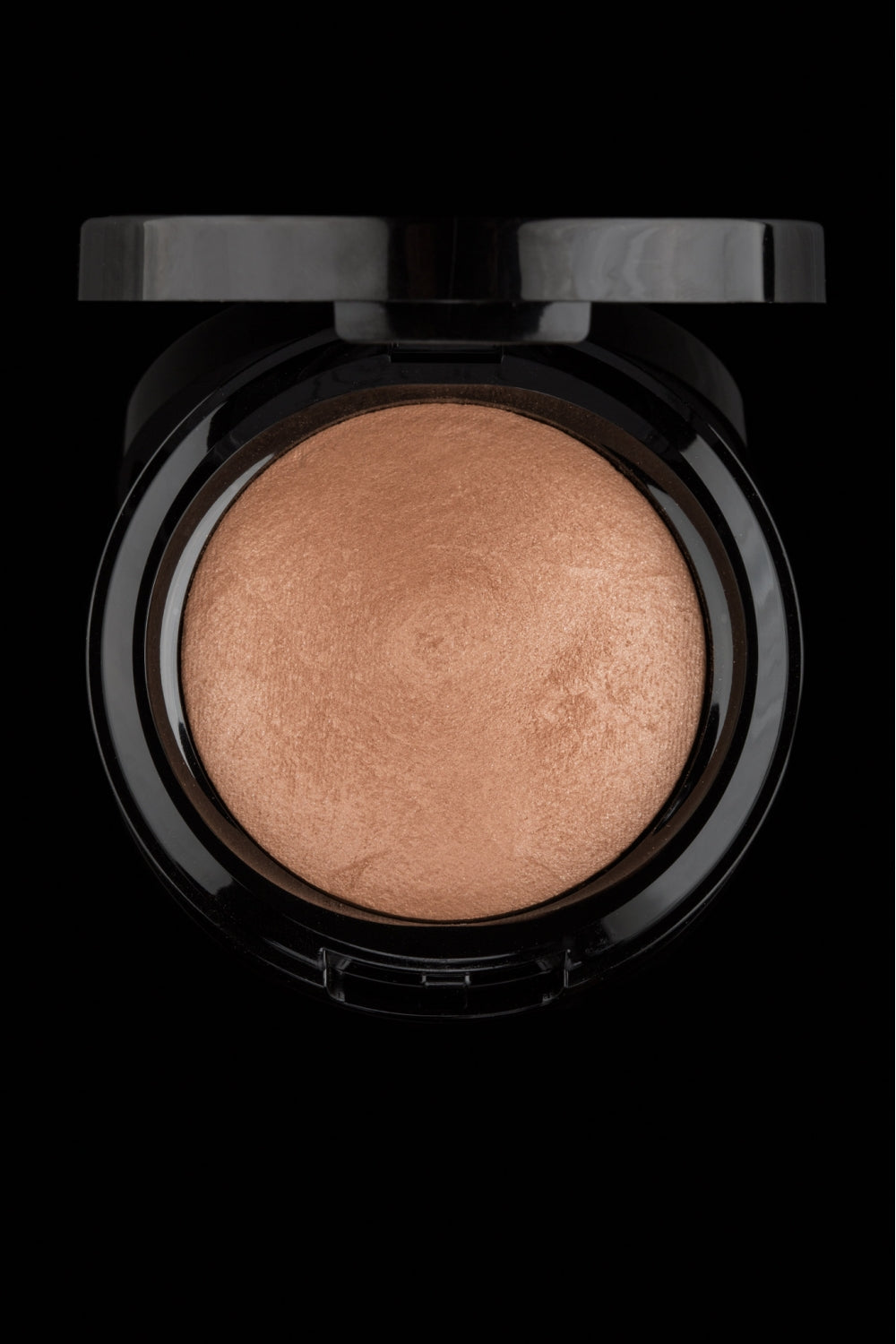 Jeorg. Baked Bronzing Powder